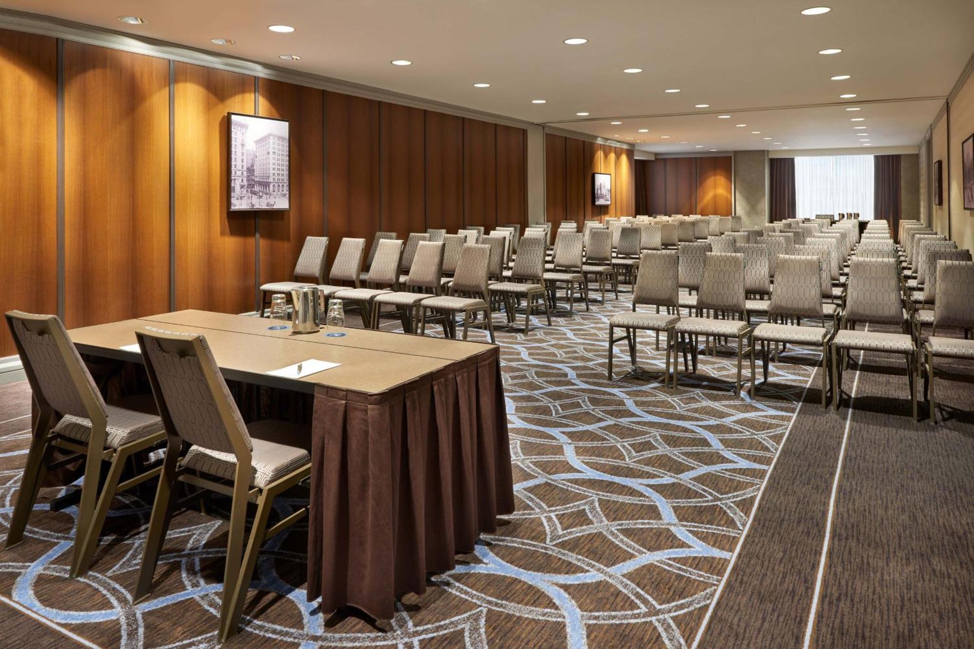 Hotel Le Centre Sheraton Montréal